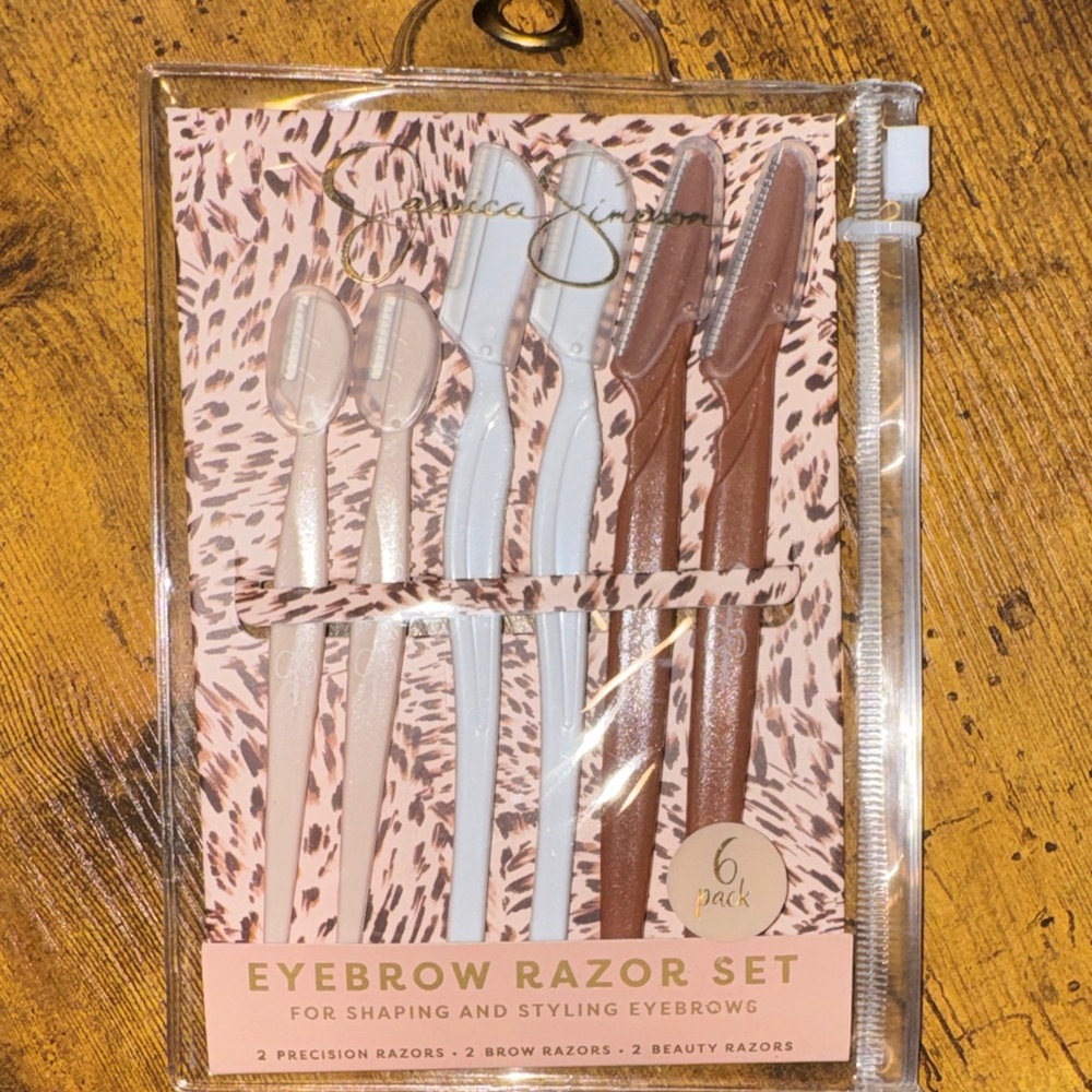 Jessica Simpson -NWT Eyebrow Razor Set – Blush, White & Brown